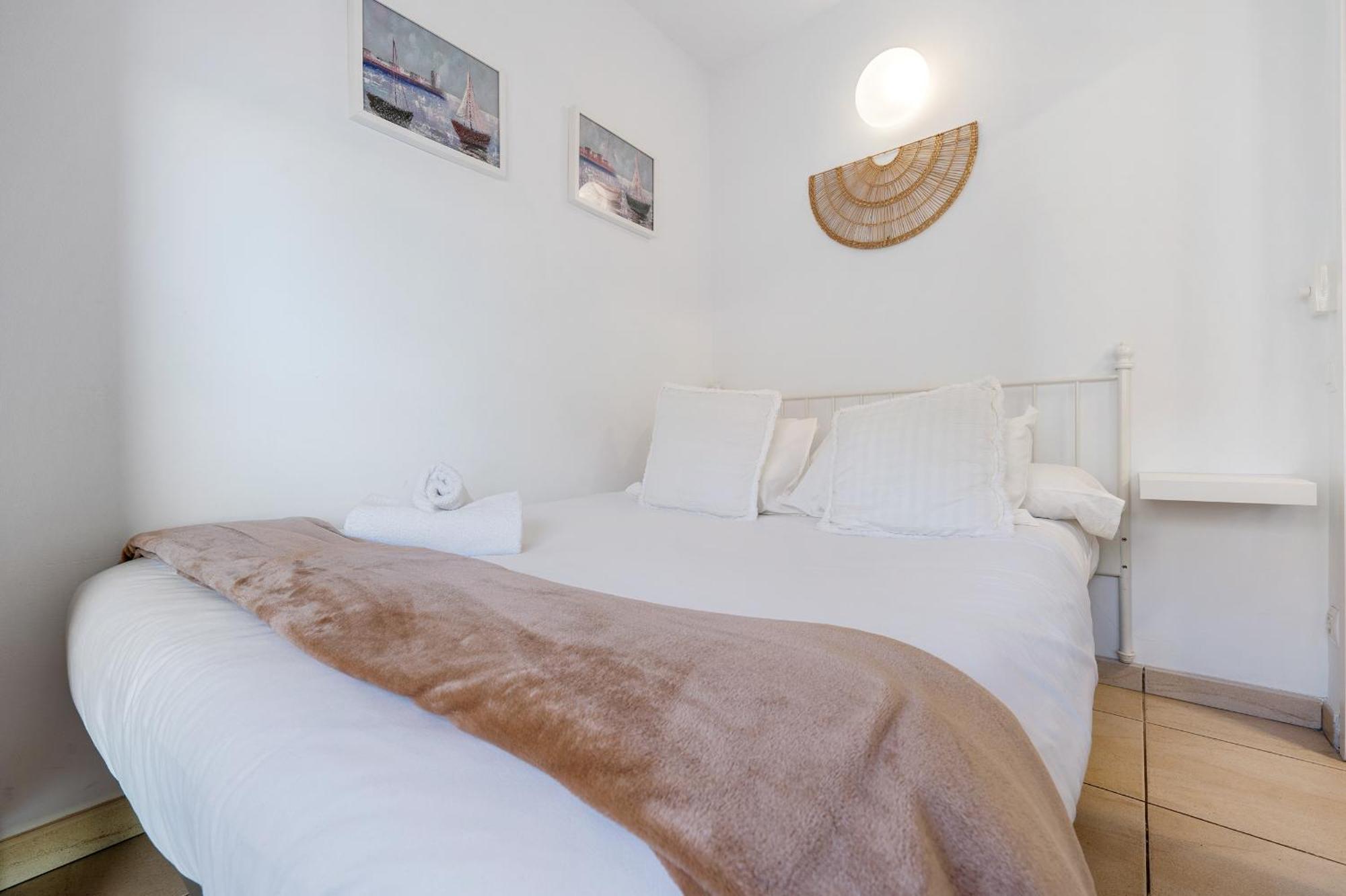 Hauzify I Apartament Llevant Санта-Сусанна Экстерьер фото